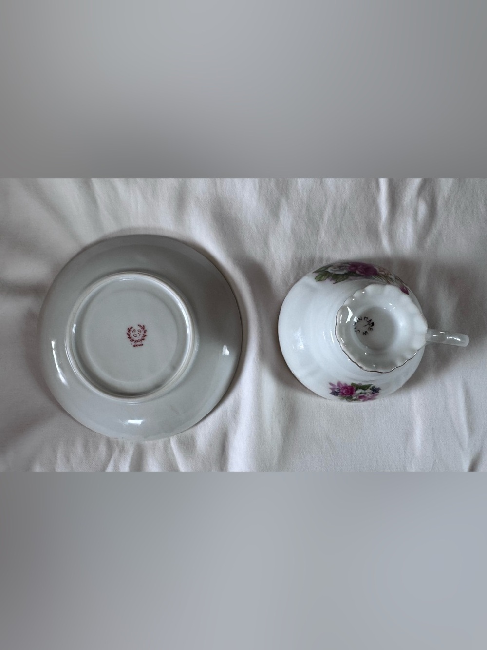 Floral Bone China Teacup and Saucer Set - Picture 3 of 3